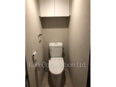 Lavatory ※Photo of the same layout on 11 floor. Decoration and fixture may differ.