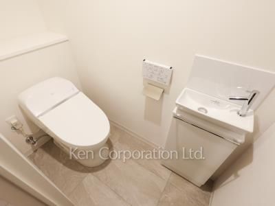 Lavatory
