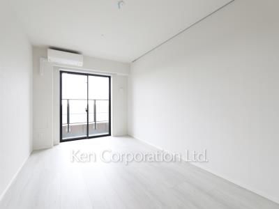 Bedroom ※Photo of the same layout on 24 floor. Decoration and fixture may differ.