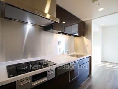 Kitchen*Photo of similar layout