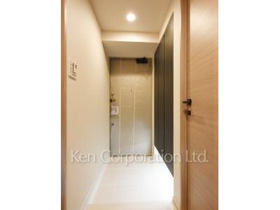 Entrance ※Photo of the same layout on 3 floor. Decoration and fixture may differ.