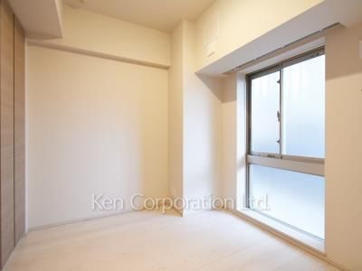 Bedroom ※Photo of the same layout on 3 floor. Decoration and fixture may differ.