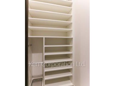 Shoes-In Closet ※Photo of the same layout on 21 floor. Decoration and fixture may differ.