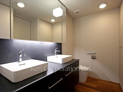 Powder Room