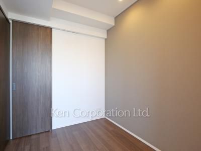 Bedroom ※Photo of the same layout on 12 floor. Decoration and fixture may differ.