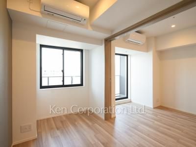 Bedroom ※Photo of the same layout on 11 floor. Decoration and fixture may differ.