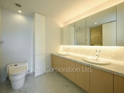 Powder Room