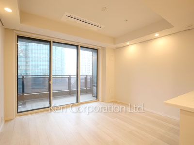 Living-Dining ※Photo of the same layout on 10 floor. Decoration and fixture may differ.