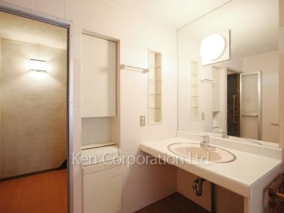Powder Room