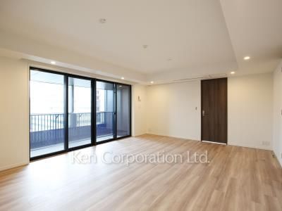 Living-Dining ※Photo of the same layout on 6 floor. Decoration and fixture may differ.