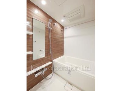 Bath ※Photo of the same layout on 12 floor. Decoration and fixture may differ.