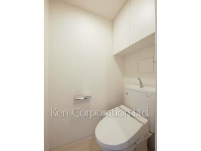 Lavatory ※Photo of the same layout on 12 floor. Decoration and fixture may differ.