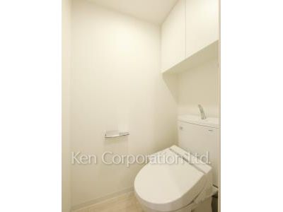 Lavatory ※Photo of the same layout on 12 floor. Decoration and fixture may differ.