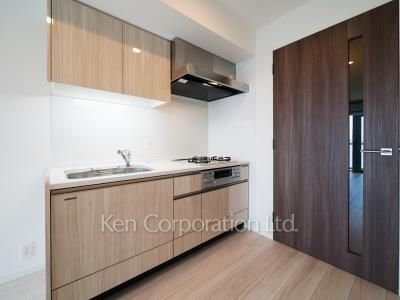 Kitchen ※Photo of the same layout on 3 floor. Decoration and fixture may differ.