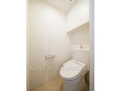Lavatory ※Photo of the same layout on 3 floor. Decoration and fixture may differ.
