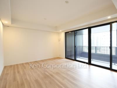 Living-Dining ※Photo of the same layout on 6 floor. Decoration and fixture may differ.