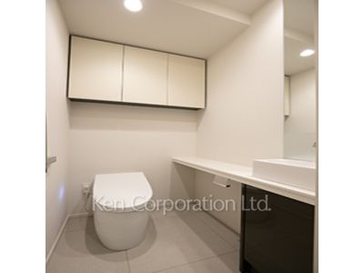 Lavatory