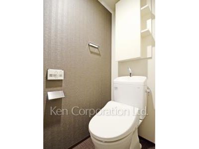 Lavatory ※Photo of the same layout on 7 floor. Decoration and fixture may differ.