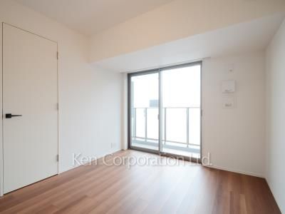 Bedroom ※Photo of the same layout on 7 floor. Decoration and fixture may differ.