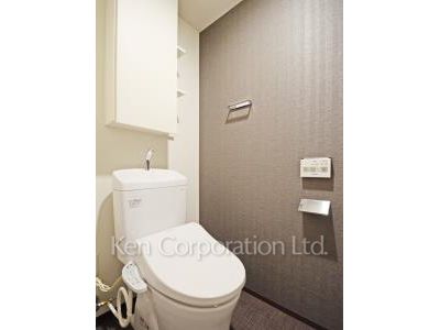 Lavatory ※Photo of the same layout on 7 floor. Decoration and fixture may differ.
