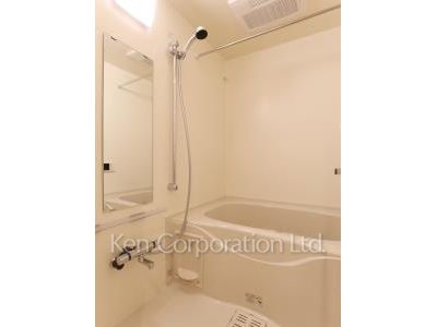 Bath ※Photo of the same layout on 2 floor. Decoration and fixture may differ.