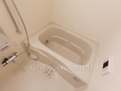 Bath ※Photo of the same layout on 2 floor. Decoration and fixture may differ.