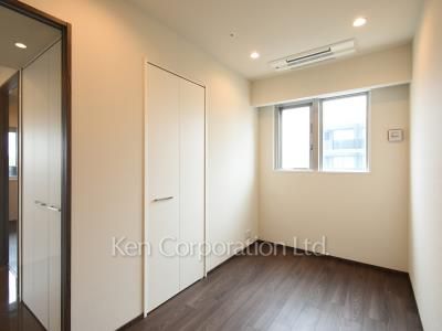 Bedroom ※Photo of the same layout on 12 floor. Decoration and fixture may differ.