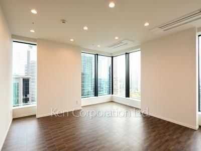 Living-Dining ※Photo of the same layout on 27 floor. Decoration and fixture may differ.