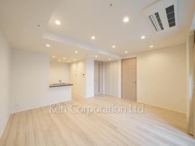Living-Dining ※Photo of the same layout on 23 floor. Decoration and fixture may differ.