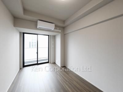 Bedroom ※Photo of the same layout on 16 floor. Decoration and fixture may differ.