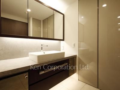 Powder Room