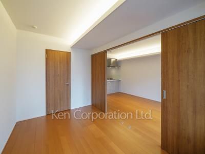 Bedroom ※Photo of the same layout on 3 floor. Decoration and fixture may differ.