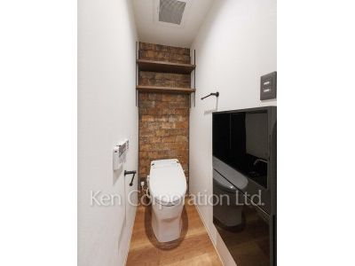 Lavatory