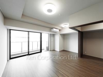 Living-Dining ※Photo of the same layout on 16 floor. Decoration and fixture may differ.