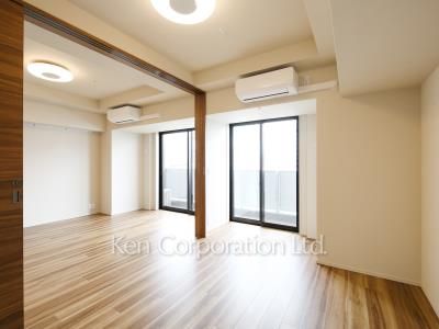 Bedroom ※Photo of the same layout on 12 floor. Decoration and fixture may differ.
