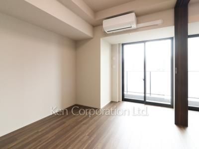 Bedroom ※Photo of the same layout on 18 floor. Decoration and fixture may differ.