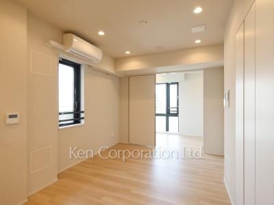 Living-Dining ※Photo of the same layout on 7 floor. Decoration and fixture may differ.