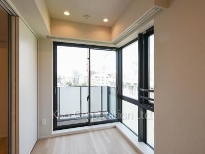 Bedroom ※Photo of the same layout on 7 floor. Decoration and fixture may differ.
