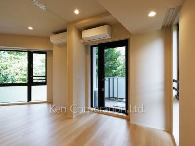 Bedroom ※Photo of the same layout on 3 floor. Decoration and fixture may differ.