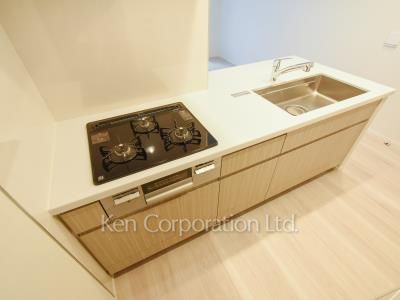Kitchen ※Photo of the same layout on 2 floor. Decoration and fixture may differ.