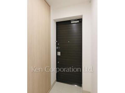 Entrance ※Photo of the same layout on 3 floor. Decoration and fixture may differ.