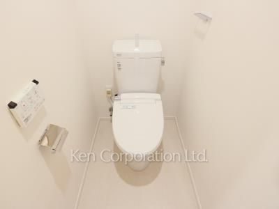 Lavatory ※Photo of the same layout on 3 floor. Decoration and fixture may differ.