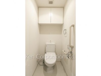 Lavatory