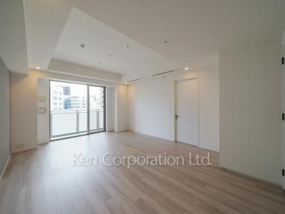 Living-Dining ※Photo of the same layout on 6 floor. Decoration and fixture may differ.