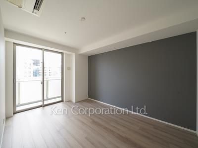 Bedroom ※Photo of the same layout on 6 floor. Decoration and fixture may differ.