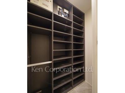 Shoes-In Closet ※Photo of the same layout on 6 floor. Decoration and fixture may differ.