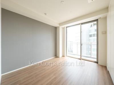Bedroom ※Photo of the same layout on 14 floor. Decoration and fixture may differ.