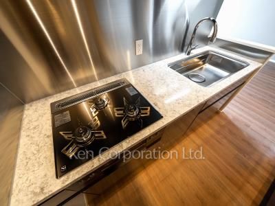 Kitchen ※Photo of the same layout on 14 floor. Decoration and fixture may differ.