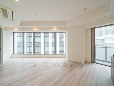 Living-Dining ※Photo of the same layout on 5 floor. Decoration and fixture may differ.