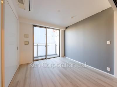 Bedroom ※Photo of the same layout on 8 floor. Decoration and fixture may differ.